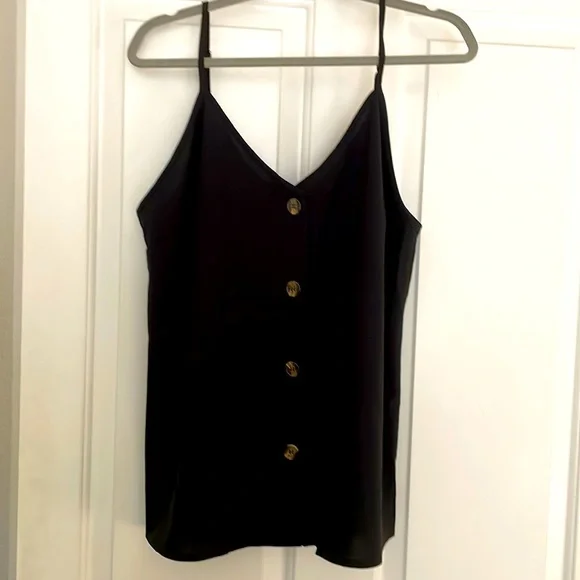 Button Front Tank - Picture 2 of 7